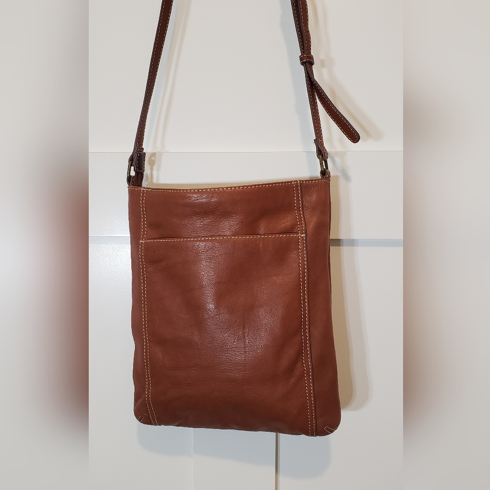 Margot (Sundance) Leather Crossbody Brown Zip Top Closure Adjust Strap Soft Lik…